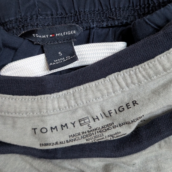 Tommy Hilfiger Boys Logo Shirt And Cargo Shorts Bundle 5 - Picture 4 of 5